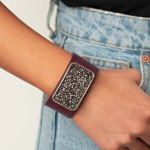 Paparazzi Jewelry Accessories - Interstellar Shimmer - Purple Bracelet - Vintage